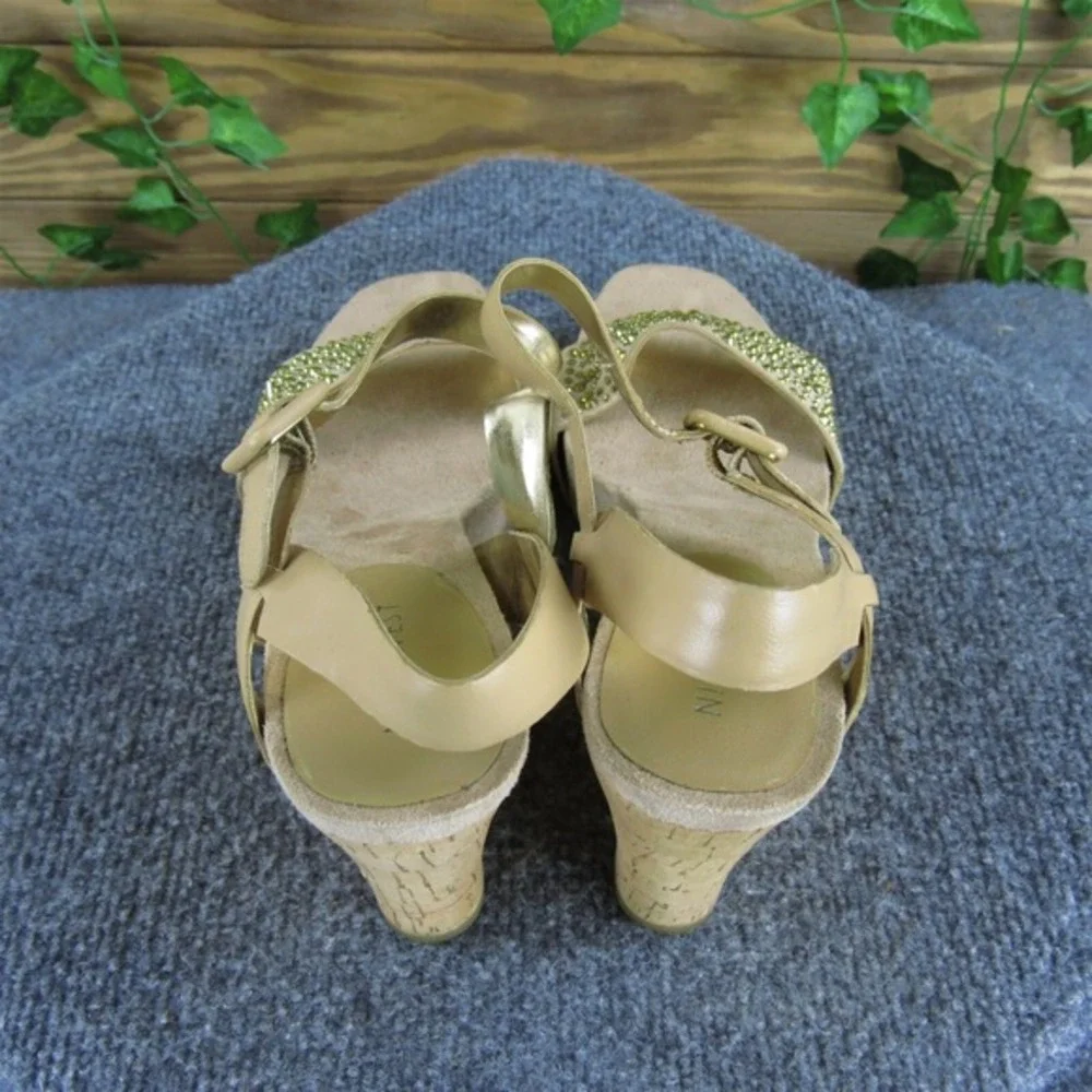 Nine West Women's 7Samata Ankle Strap Beige Leather Sz 8 Medium Gently Used 2025